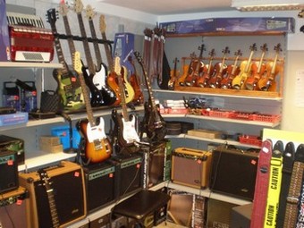 Gitarren, Violinen und Verstärker